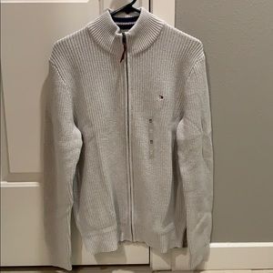 [NEW] Tommy Hilfiger Full Zip Sweater (Medium)